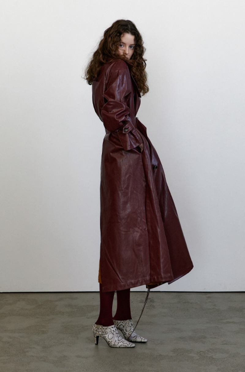 Kang sisters 23 burgundy leather long trench coat